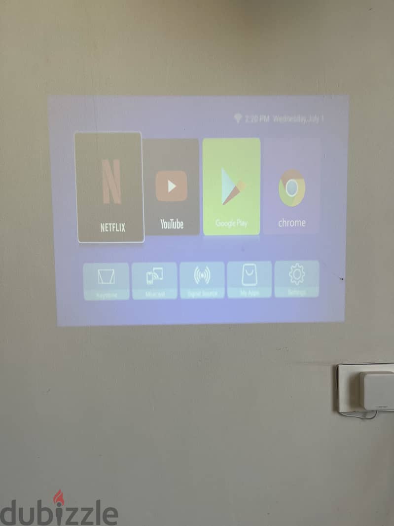 HD WiFi video projector 2
