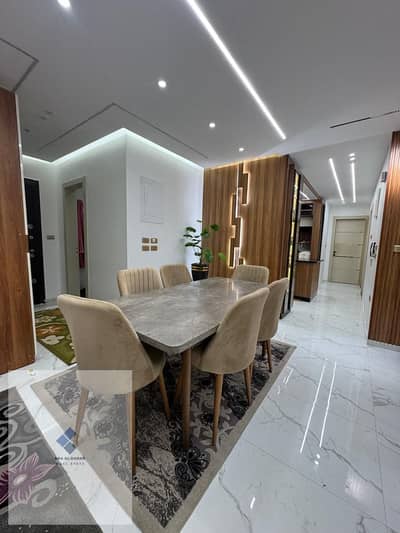Apartment for rent in Madinaty Compound, New Cairo for immediate residence, area 133 consists of 3 bedrooms + 2 bathrooms with a direct view of green spaces.