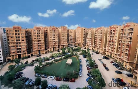 Apartment for sale in Sama Compound on Maadi Ring Road, front-facing with a direct garden view and a spacious 3-piece reception. Apartment for sale in Sama Compound on Maadi Ring Road, front-facing with a direct garden view and a spacious 3-piece reception.