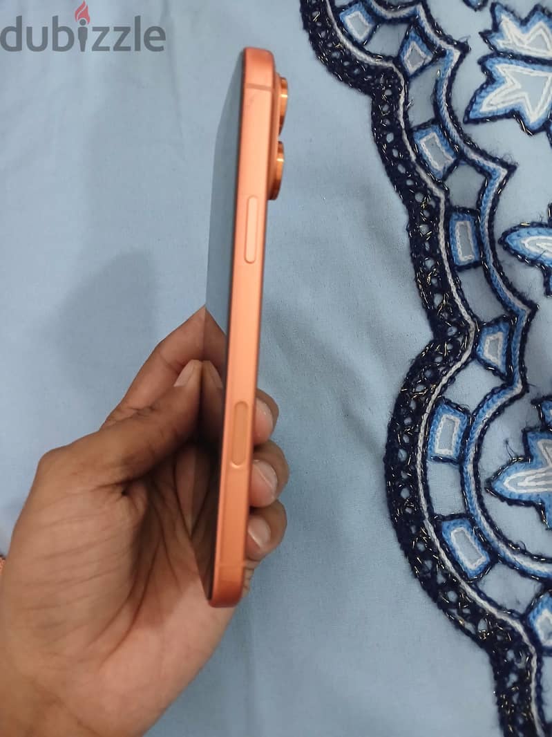 Apple - iPhone 17 Pro Max 3