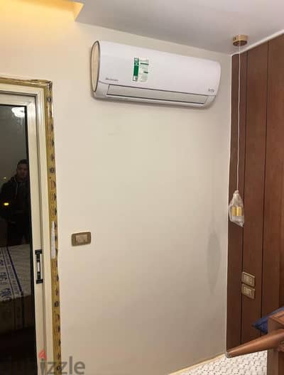 الجديد عندنا بسعر المستعمل وكمان ضمان ٥ سنوات شامل الجهاز بالكامل