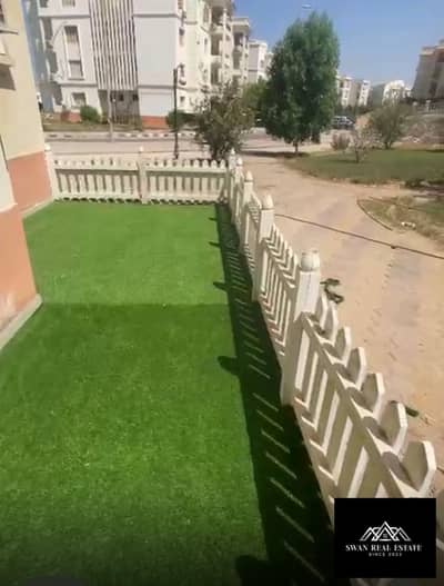 شقة فندقية فاخرة أرضي بحديقة للإيجار بالخمائل | 3 غرف (ليفنج) و2 حمام، مكيفة بالكامل بجوار هايبر وان وبنوك زايد 40 الف