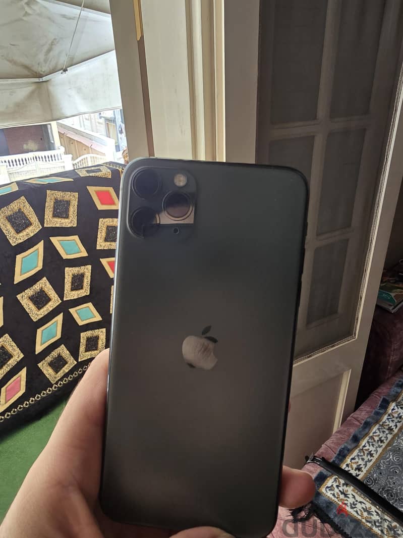 Apple - iPhone 11 pro max 1