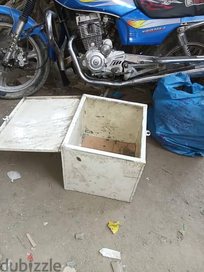 صندوق موتسيكل (باوتش)