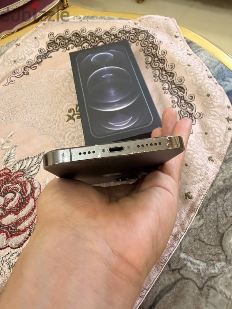 12promax 128GB 8