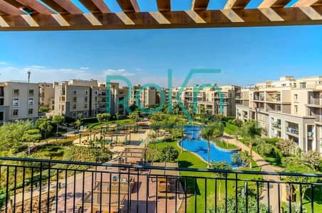 good deal , resale big apartment in October plaza