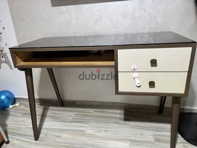 Desk for sale