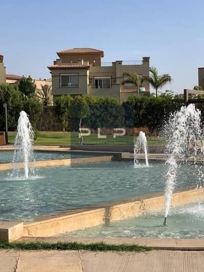 فيلا  للبيع جاهزه للمعاينه ومتشطبه بالكامل  أفضل لوكيشن وبفيو بحري بالكامل في ارقي كمبوند سكني بالم هيلز  Palm Hills