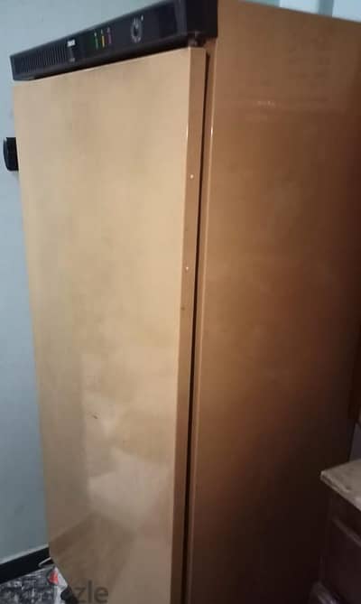 ديب فريزر زانوسي ماتور ضعيف بدور بارومه01222242009