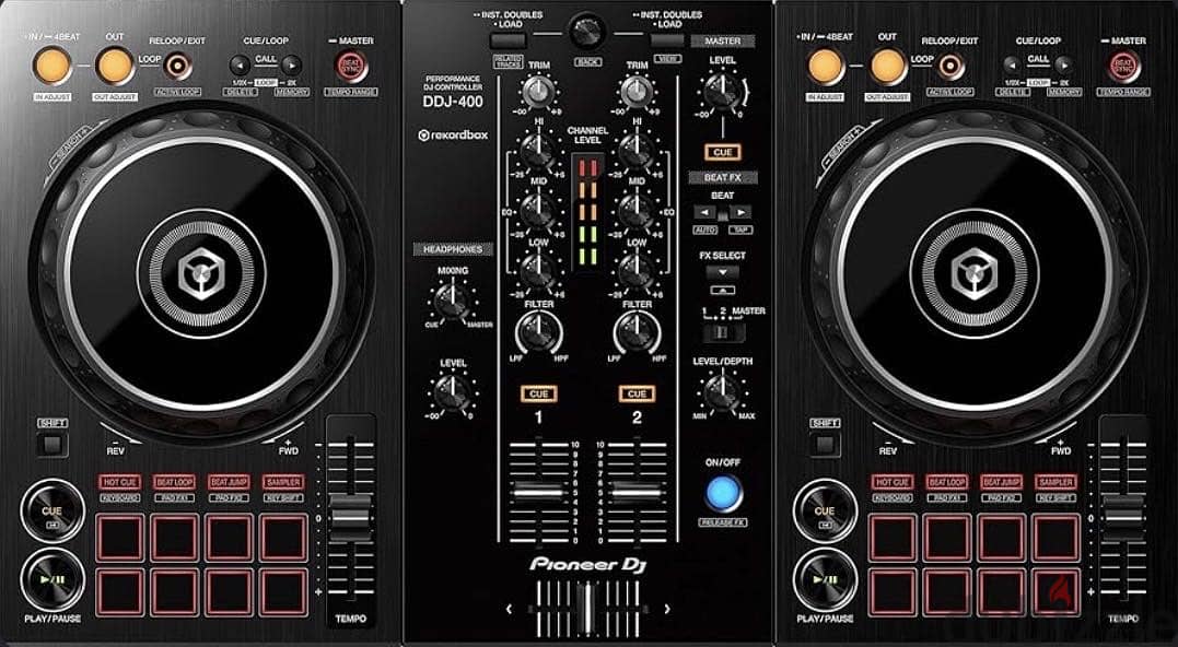 PERFORMANCE DJ CONTROLLER DDJ-400 1