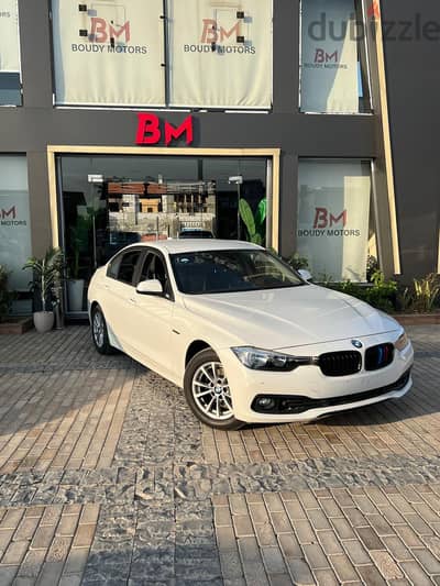 BMW 318 2017