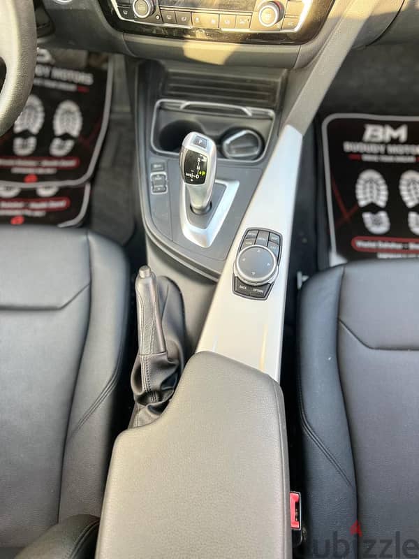 BMW 318 2017
