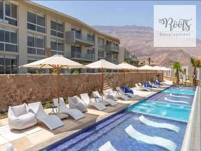 للبيع شقة فندقية بحديقة مفروش تطل علي البحر فى المونت الجلالة – العين السخنة For Sale Service Apartment with Garden,in Monte Galala - Ain Sokhna.