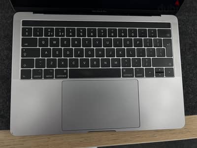 Apple MacBook Pro 13” (2017) – Intel Core i7 | 16GB RAM