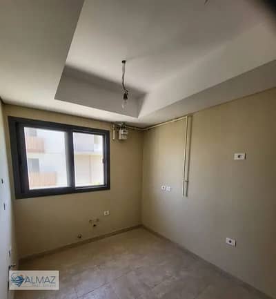 Unfurnished 200 sqm apartment for rent with air conditioning in Villette Sodic Compound in New Cairo, located near the Middle Ring Road, Suez Road