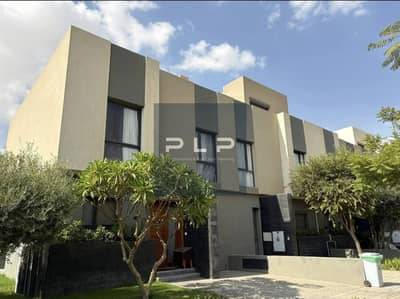 townhouse for rent  Immediate delivery in Al Burouj Compound Shorouk City landscape view