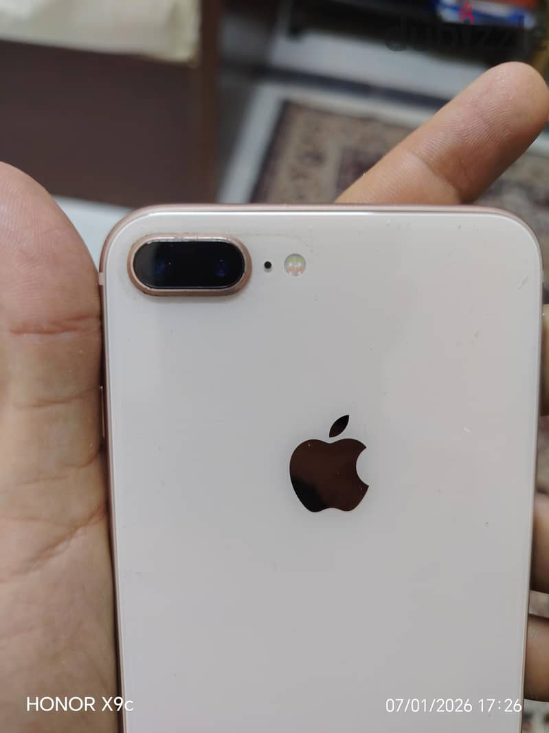 Apple - iPhone 8 Plus 2