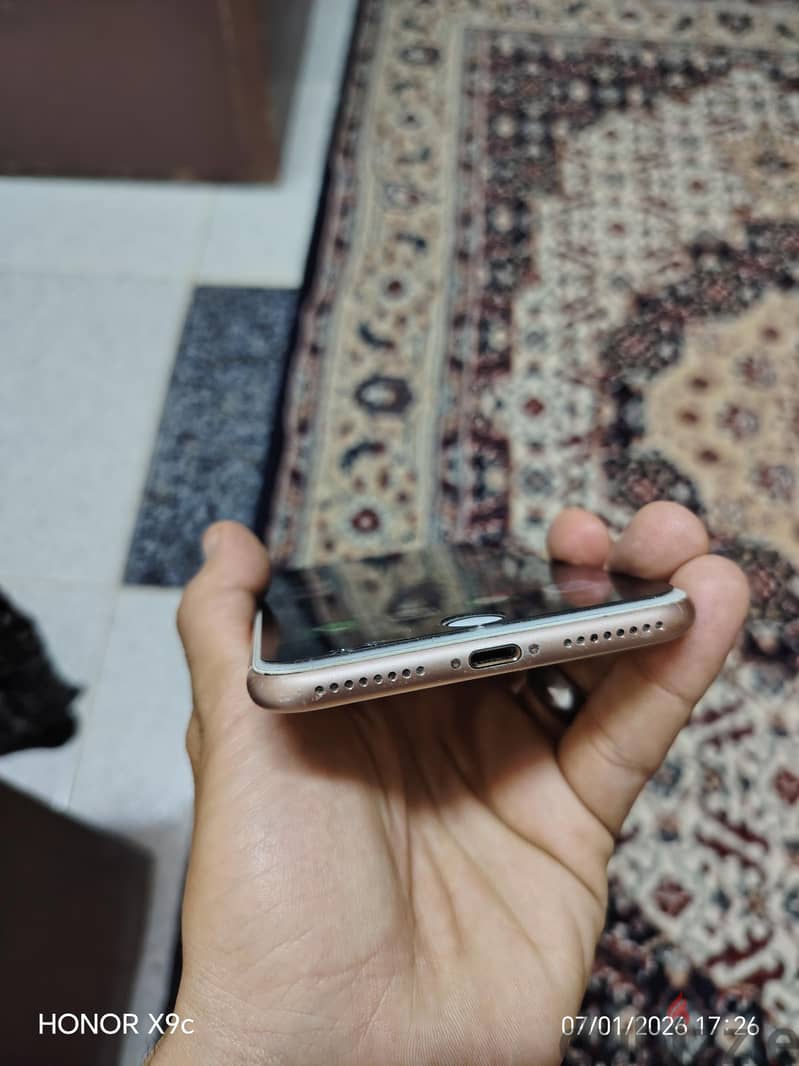 Apple - iPhone 8 Plus 5