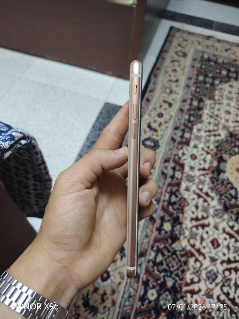 Apple - iPhone 8 Plus 6