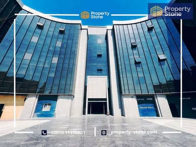  مساحة إدارية للإيجار – شارع التسعين الجنوبي مباشرة | القاهرة الجديدة