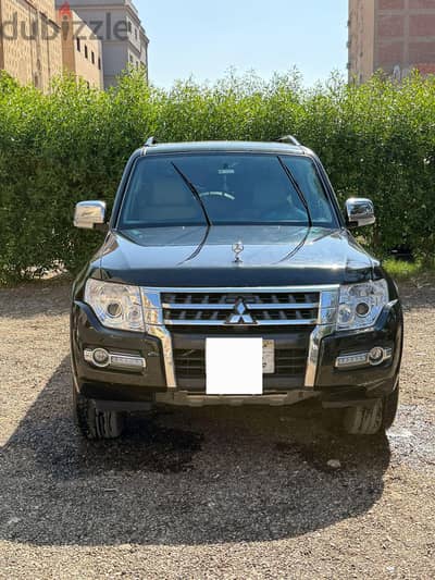 ميتسوبيشي باجيرو 2018 – الفئة الأعلى – فبريكة بالكامل