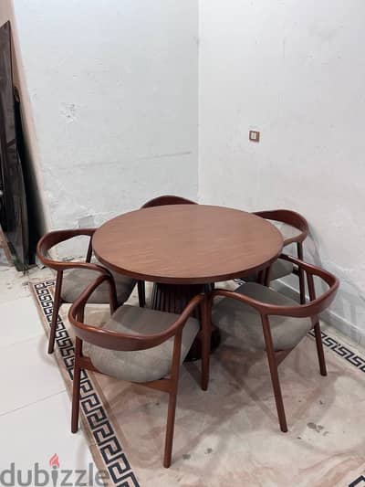 Luxury dining table