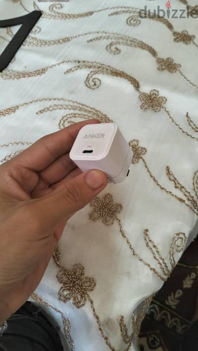 شاحن أنكر اصلي ووصله أنكر اصليه