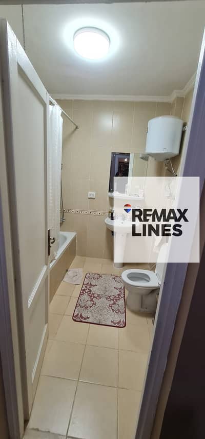 For rent Law - Apartment 211 square meters in Madinaty B1 A unique opportunity for rent in one of the best phases of Madinaty. Area: 211 square meters Floor: third View: main street 3 bedrooms 3 bathrooms (including a master room) The company's finishes are in excellent condition The kitchen is included in the rent A distinguished location next to all services