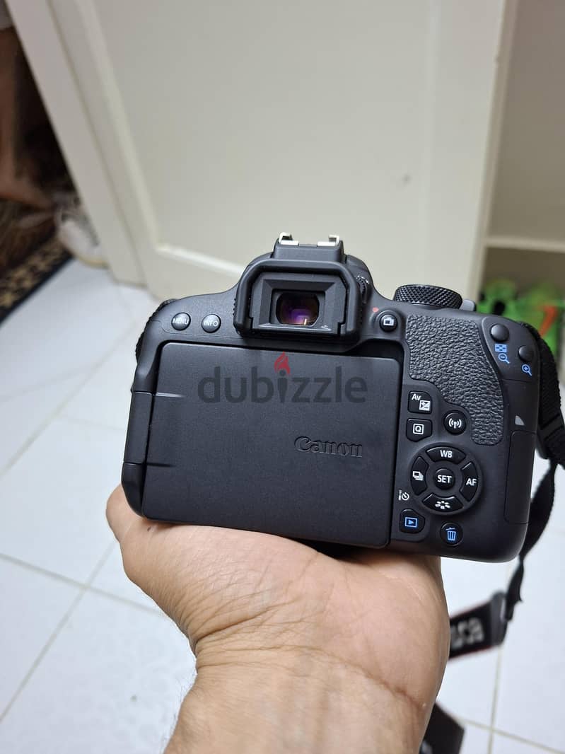 canon 800d 3