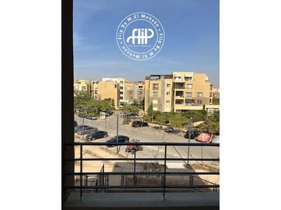 Very Prime Location Appartment For Rent In palm parks