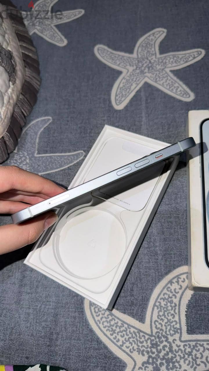 Apple - iPhone 15 1