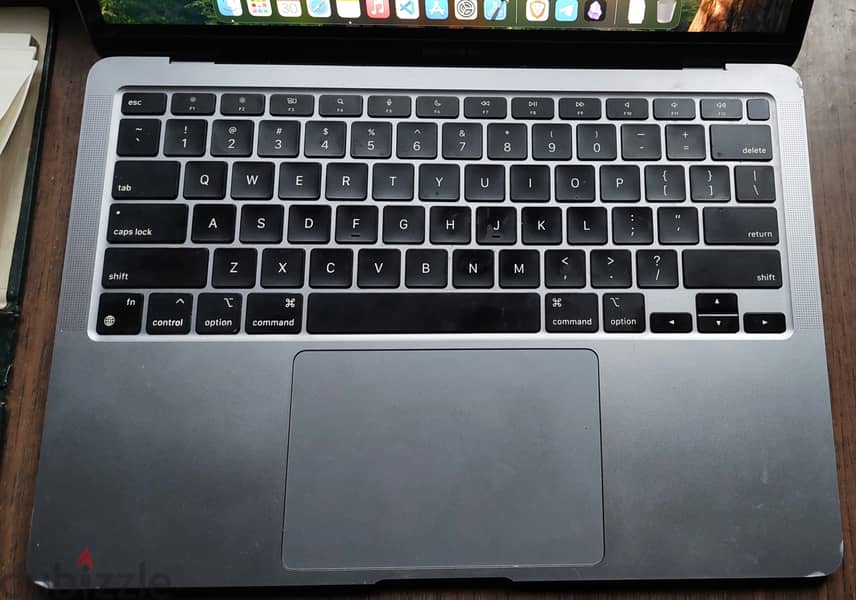 Macbook air M1 9