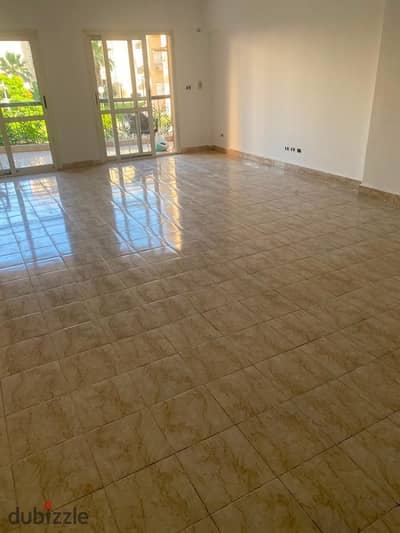 180m² apartment for rent in Al Rehab 2 | 3 master bedrooms, garden and park view, first floor, next to the Eastern Market and Gate 23