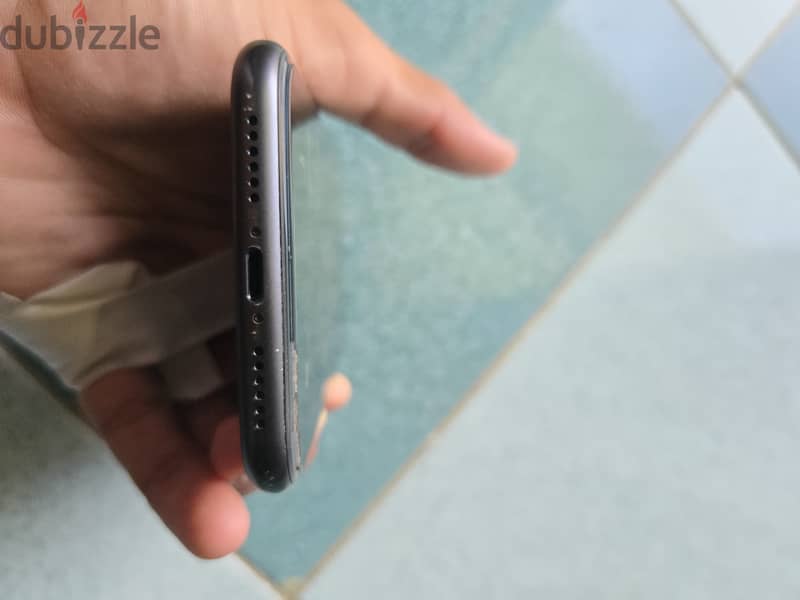 Apple - iPhone 11 2