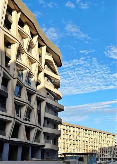 Your apartment is ready for immediate occupancy in the heart of the capital, specifically in R7 in the Midtown Condo compound, with a special discount