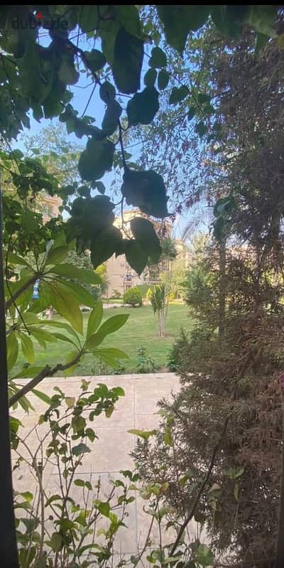 Distinct apartment 179 sqm ground floor with 75 sqm garden for sale in Al-Rehab with the largest garden view next to services