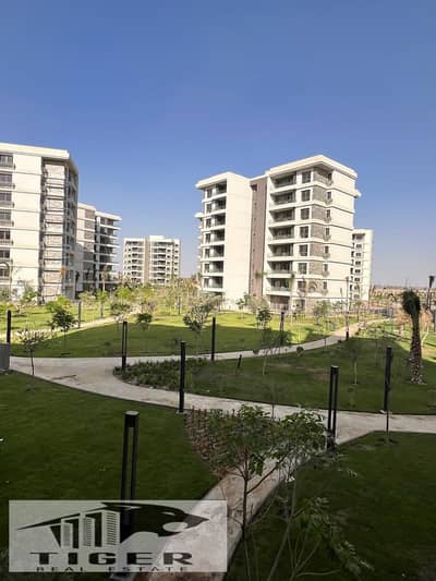 82متر أقدم حجز في مدينة نور طلعت مصطفى شقة 82م بحري واستلام فوري على أكبر Wide Garden