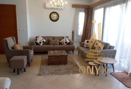 Twin House 323m, Furnished and Private Garden in Marassi Blanca