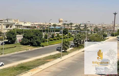 للبيع دوبلكس فى جنوب الاكاديمية متشطب والبيع بالفرش موقع مميز