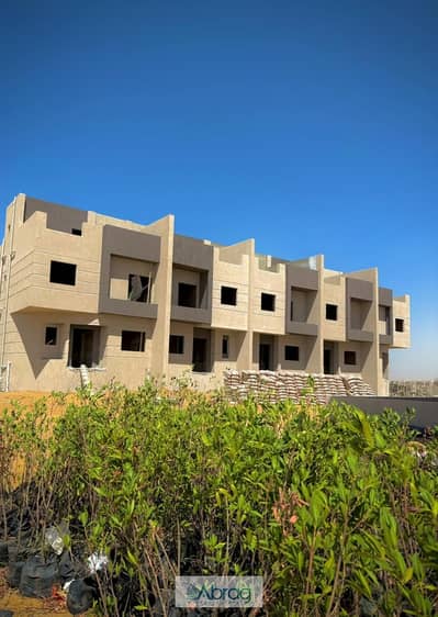 Townhouse for immediate occupancy for sale in Sheikh Zayed, Basin 1