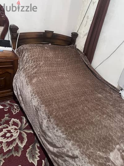 عدد ٢ سرير خشب زان ١٢٠ سم مع كومودينو