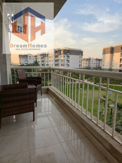 Furnished apartment for rent in Madinaty – hotel furniture and special finishes. A unique opportunity for rent in the best phases of Madinaty B10. Apartment details: Area: 140 m²