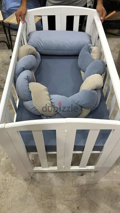 سرير اطفال