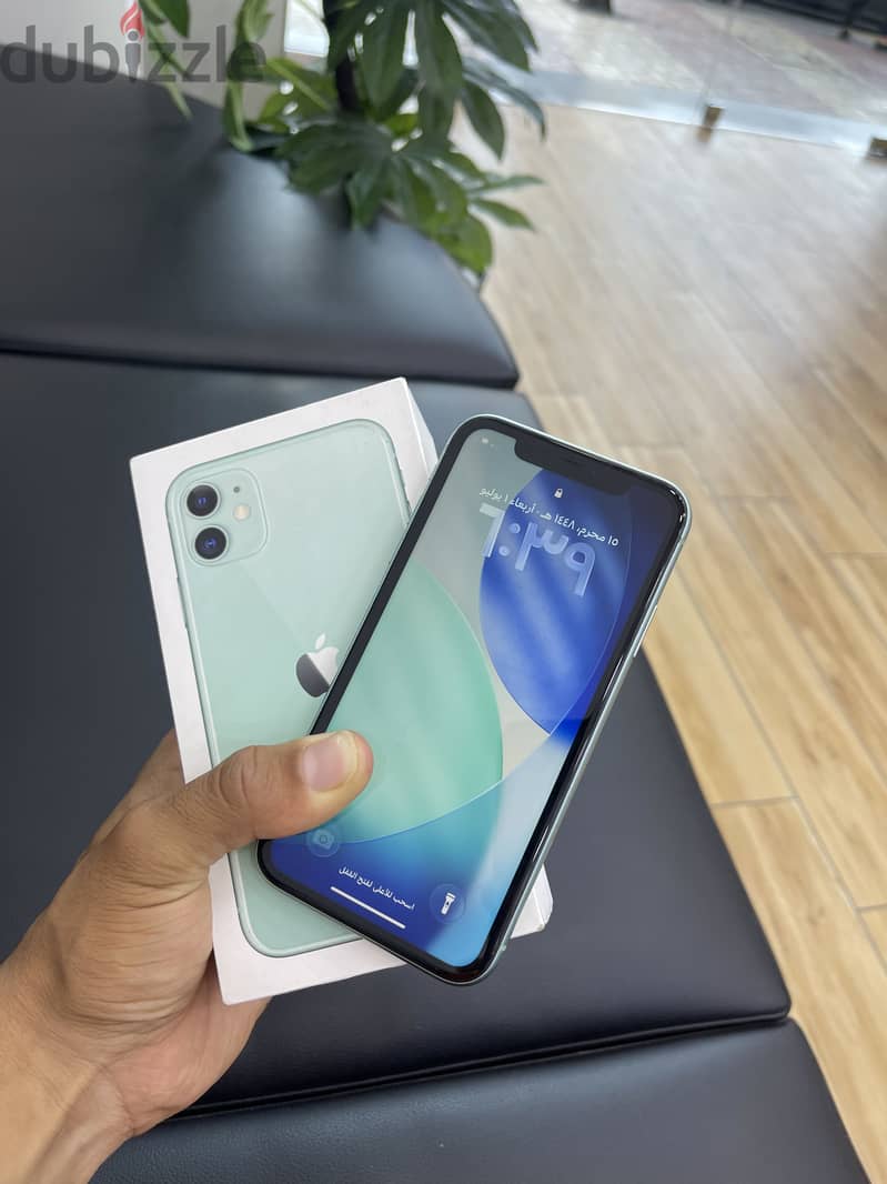 Apple - iPhone 11 4