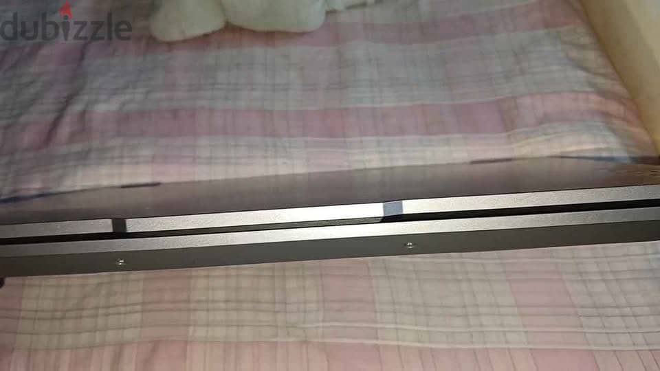 Lenovo LOQ 15IRX9 2
