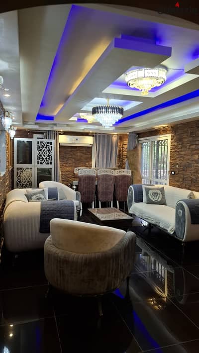 Apartment for sale, ground floor, 135 meters + 60 private garden in the finest phases of Madinaty B3 with ultra-super lux finishes next to the Third Park directly.