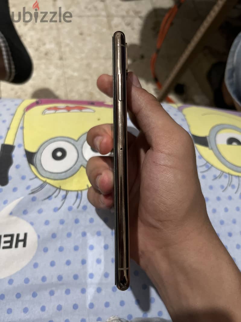 Apple - iPhone XS Max 2