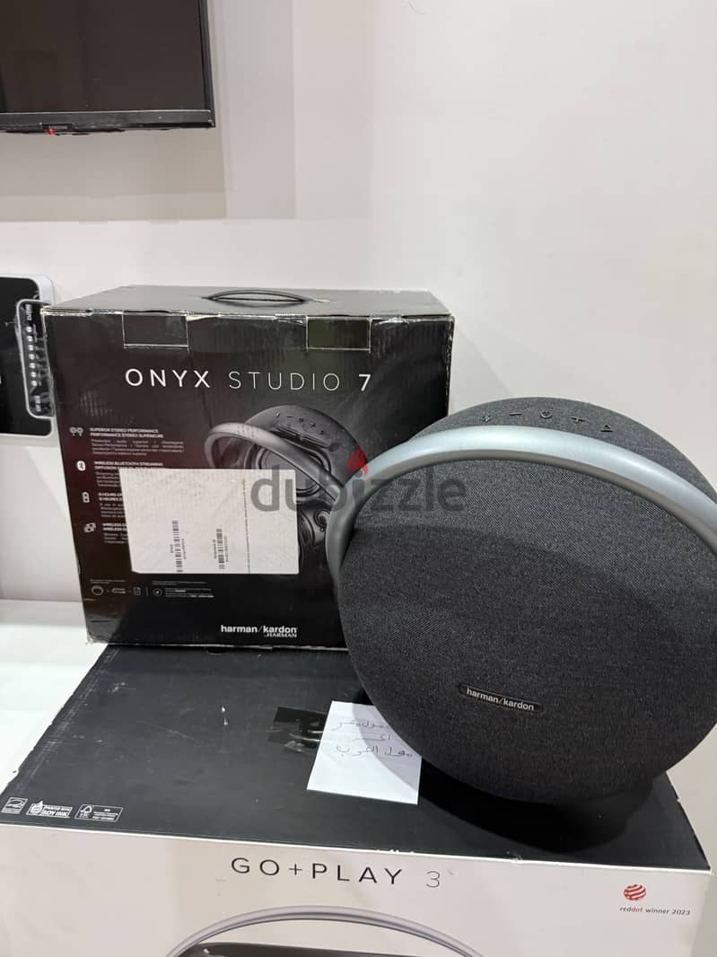 2 HARMAN KARDON ONYX STUDIO 7 1