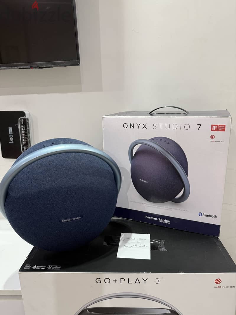 2 HARMAN KARDON ONYX STUDIO 7 2