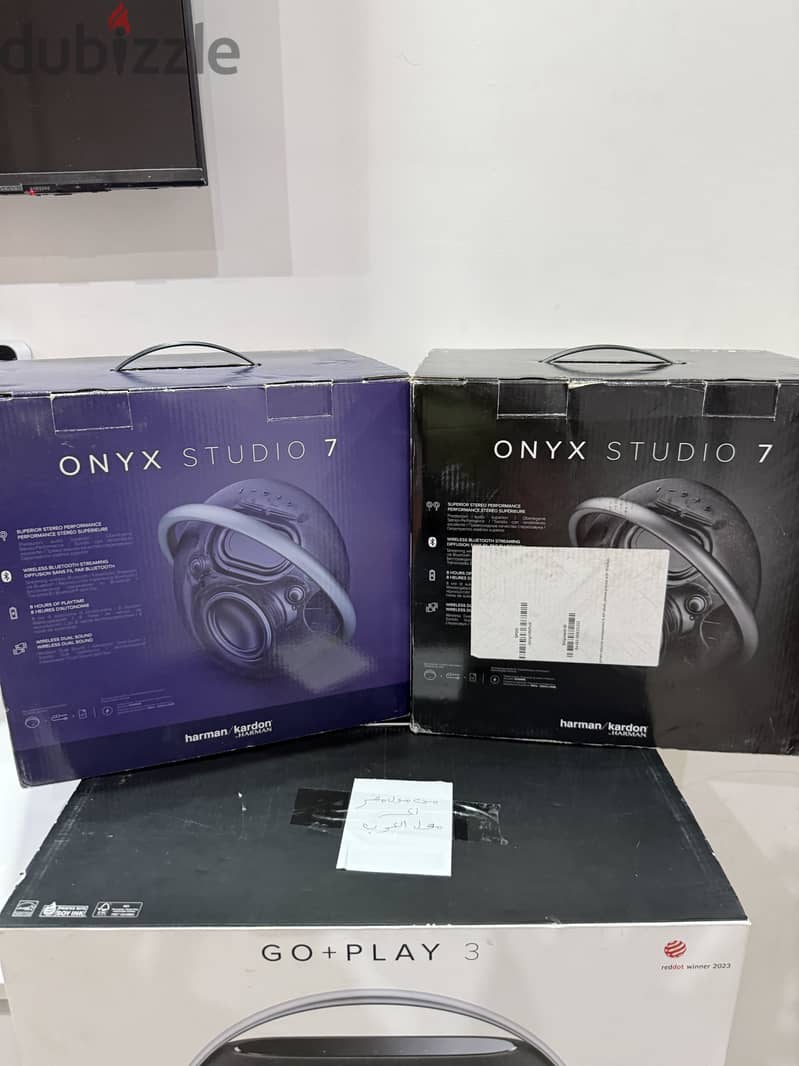 2 HARMAN KARDON ONYX STUDIO 7 3